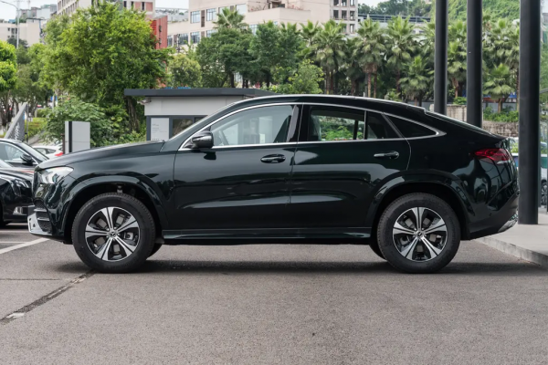 解讀賓士GLE轎跑低配，雖然是低配，但是配置仍然不錯