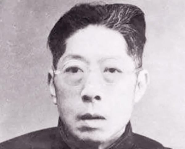 “鑑湖女俠”秋瑾32歲英勇就義，留下2個子女，結局如何？