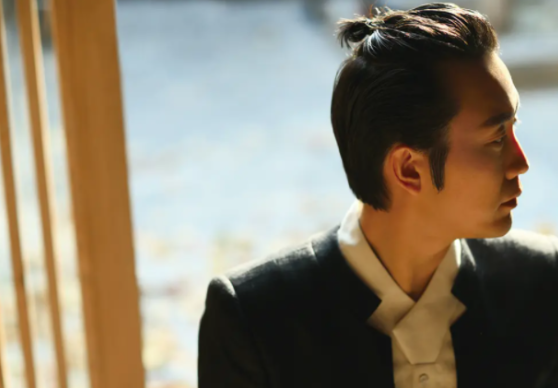 44歲的李玉剛，讓人心疼