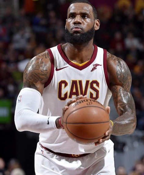 把巔峰詹姆斯平移到80、90年代能打出什麼水平？看看皮蓬怎麼說的