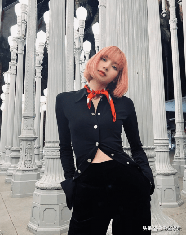 繼LISA後,韓國演員尹恩惠也確診新冠軍,和金鐘國最搭的綜藝CP 繼LISA後,韓國演員尹恩惠也確診新冠軍,和金鐘國最搭的綜藝CP