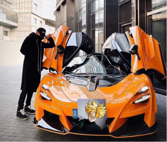 當紅男星被曝私會女愛豆!男方車技出神入化,網友:黃子韜? 當紅男星被曝私會女愛豆!男方車技出神入化,網友:黃子韜?