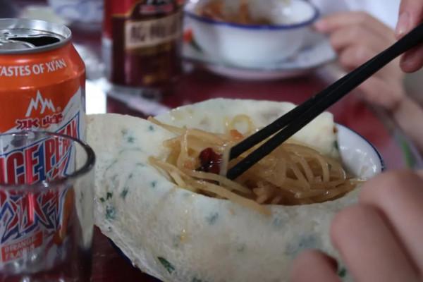 在西安偏僻小縣城的農家樂,我見識到了真正的碳水炸彈 在西安偏僻小縣城的農家樂,我見識到了真正的碳水炸彈