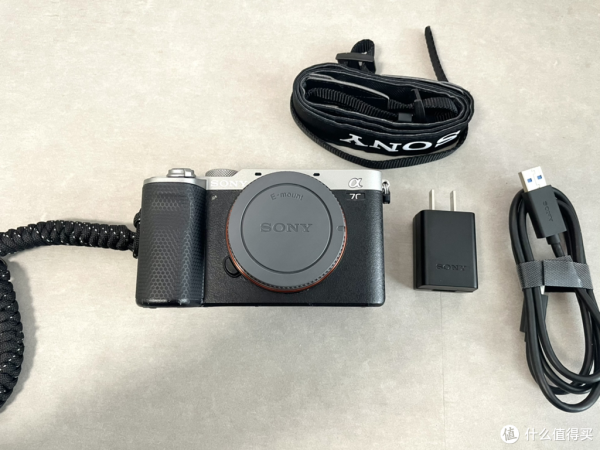 原價出掉使用兩年的黑卡5！在A7M4臨近發售之際入手索尼A7C