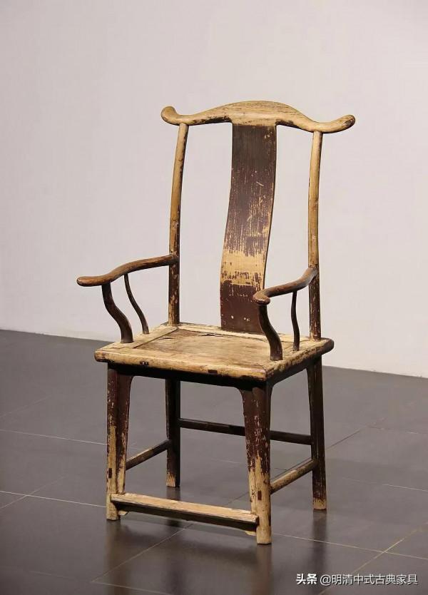清中期榆木官帽椅