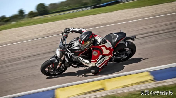 杜卡迪Monster 821 怎麼樣？