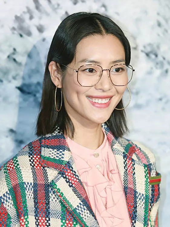 眼鏡封印顏值？掌握這些小技巧，反而能加分