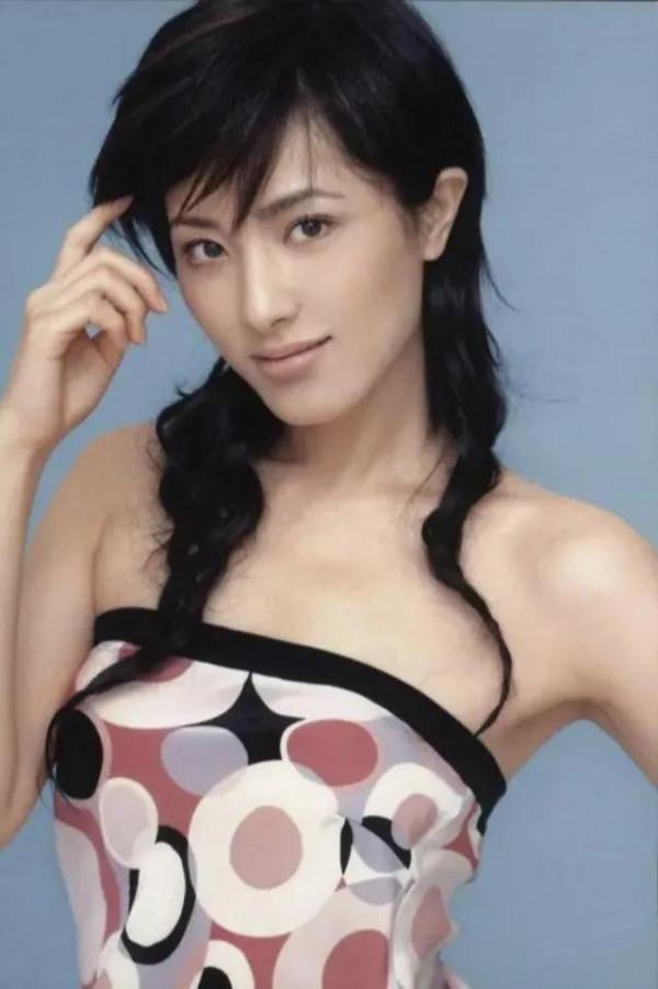 俊俏，曾黎寫真照圖集-中