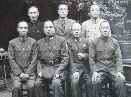 淮海戰役國軍八萬士兵離奇消失，老蔣都找不到人，發生了什麼事？