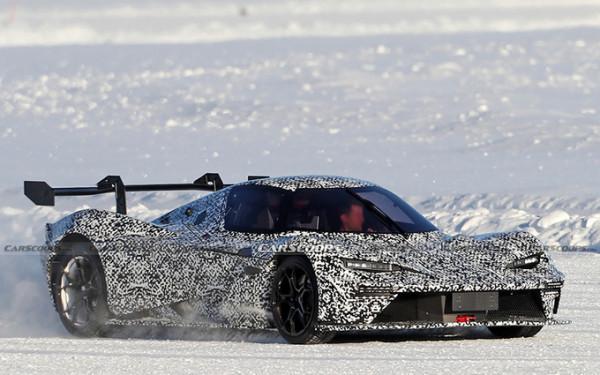 超輕車身，尾翼尺寸誇張！KTM全新跑車諜照曝光，預計年內亮相