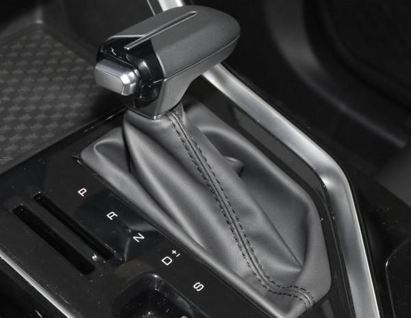 五菱星辰配置解讀，五菱銀標首款緊湊型SUV，實力表現如何