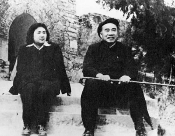 76年朱德逝世之後，康克清前去探望葉劍英：我來轉述朱老總的遺言