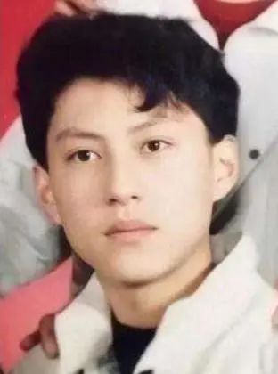 群毆被判7個月、撞毀250萬跑車，能浪子回頭的男星，如今都很耀眼