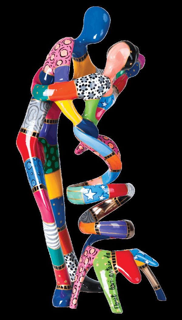 絢爛圖案結合細膩線條構建造型獨特的雕塑作品