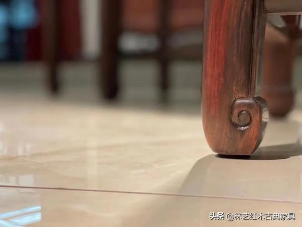 大紅酸枝碩果累累圓餐桌丨大方之作