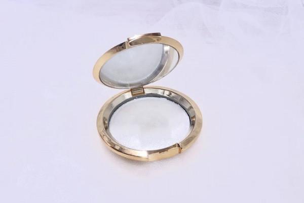 紅玫瑰魔女萬聖妝，撩動了誰的心？