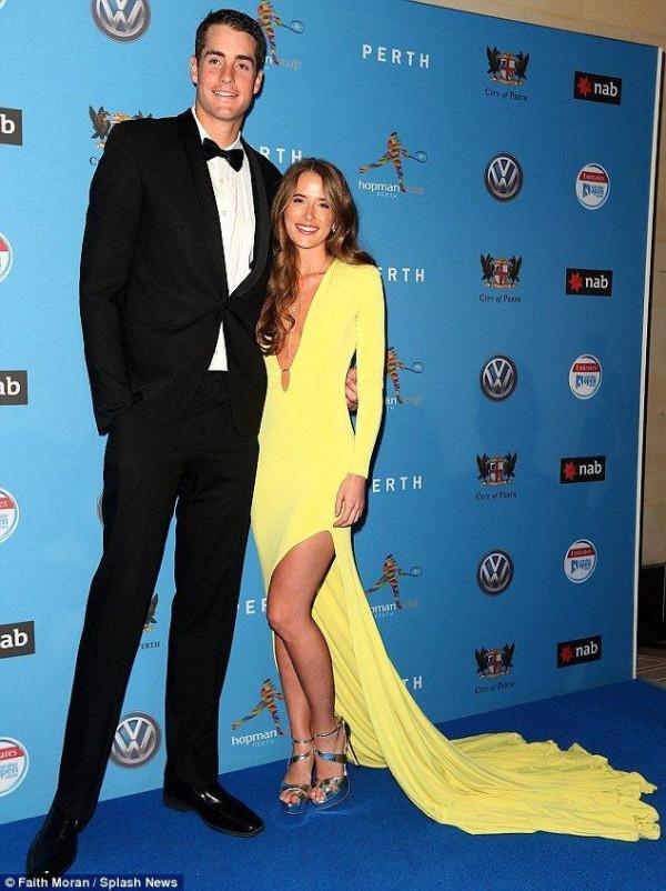 喜訊！2米08網壇巨人生三胎，曾兩次擊敗德約科維奇身家上億