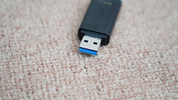 一通操作猛如虎，老司機教你如何打造高性價比黑群暉NAS