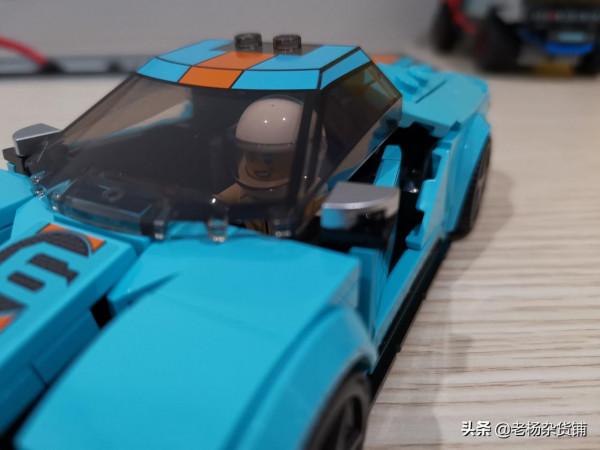 LEGO 超級賽車系列 76905 福特GT和Bronco R開箱簡評