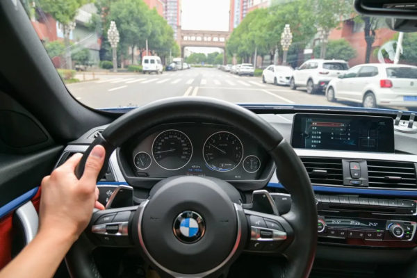 鄭州暴雨封地庫,途觀悶廢換寶馬3系GT 鄭州暴雨封地庫,途觀悶廢換寶馬3系GT