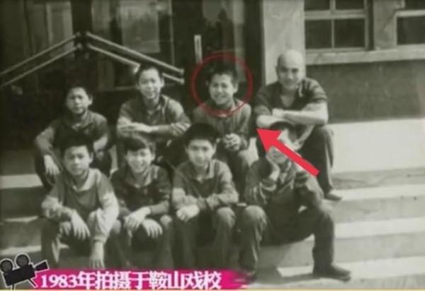 演員張永剛：母親累死，父親又賣血離世，今被丈母孃當親兒子