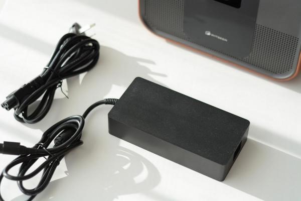 幾千元投影就能有幾萬元鐳射電視的體驗，慧示J1 Pro評測