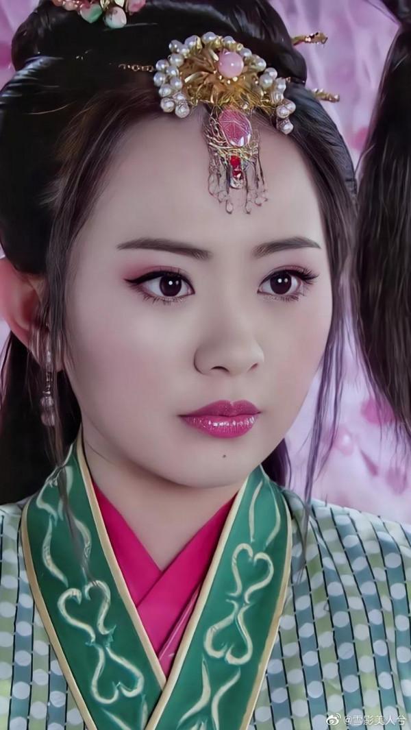 孫耀琦唯美桌布