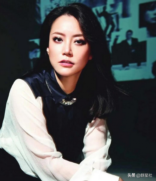 經紀人霍汶希：捧紅謝霆鋒，未婚生女獨自撫養10年，如今過得好嗎