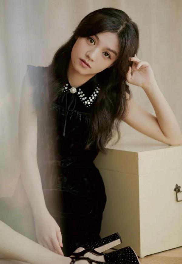 清新甜美、優雅動人的影視女星春夏