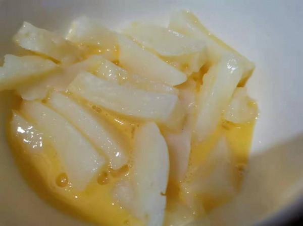 懶人甜品分享——脆皮炸鮮奶，外酥裡嫩，味道可與店裡的媲美