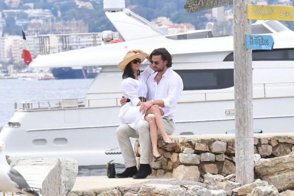 《吸血鬼日記》演員們現實中的另一半，你最看好哪一對？