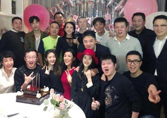 章天澤和劉強東離不開的婚姻,給了我們什麼啟示? 章天澤和劉強東離不開的婚姻,給了我們什麼啟示?