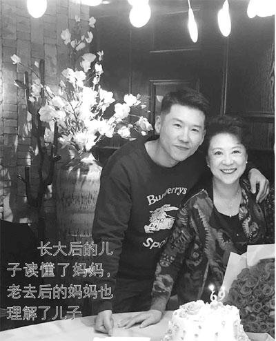 72歲老戲骨王馥荔：巔峰時選擇結婚做顧家媽媽，今兒子是她的驕傲