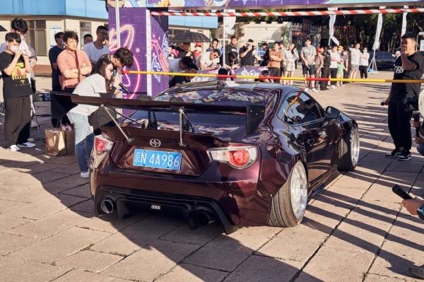 「活動聚會」世界公園潮車節 低趴改裝車一次看個夠