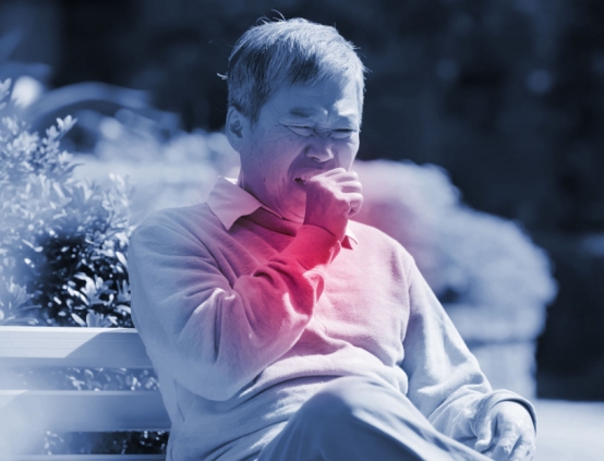 為何老人身上有一股味？50歲後養成3個習慣，或許老了沒味