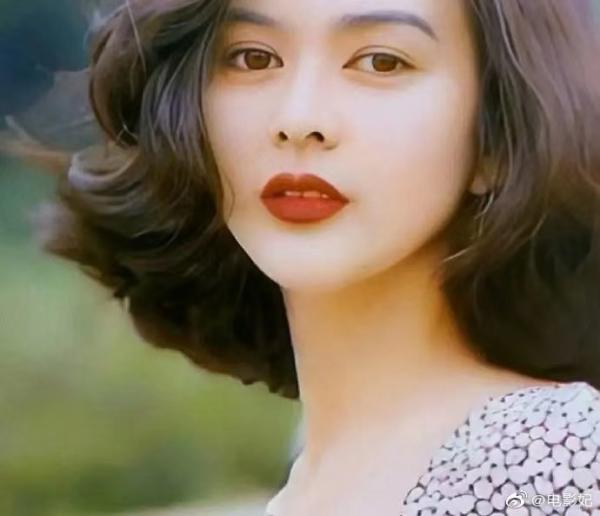 香港影壇六大絕色美人盤點：張敏風韻猶存，關之琳獨享豪宅