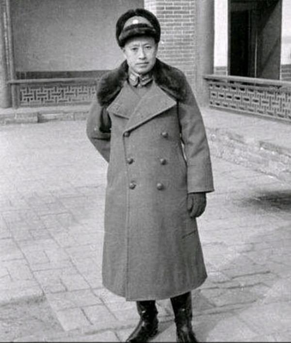 紅軍陷入絕境，一名國軍中將電告彭德懷：給你們創造一次殲敵機會