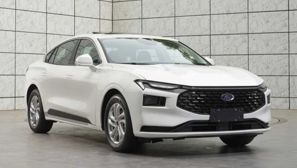 Jeep釋出新款自由俠；全新蒙迪歐下週亮相