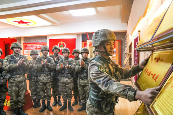 第71集團軍某旅：訓練生產先進連榮獲&OpenCurlyDoubleQuote;軍事訓練一級連&rdquo;