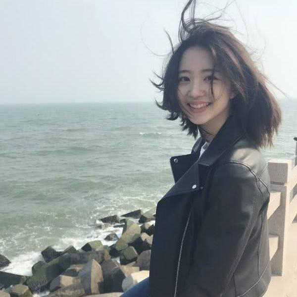 26歲清華美女博士火了，有顏值高智商，想不到“履歷”更讓人驚歎