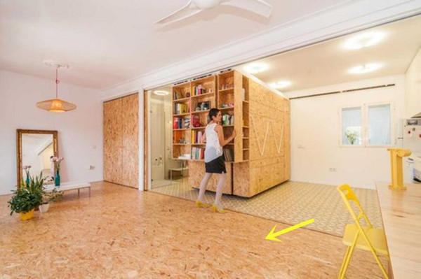 冒出新想法：地面通鋪歐松板，看著有點糙，上腳踩過知道腳感舒適