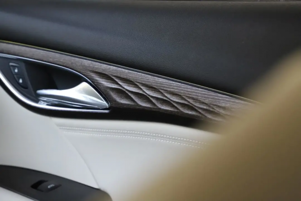 不輸豪車！這款超經典合資中型SUV，不到17萬就能買