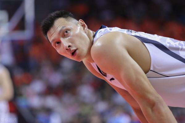 易建聯替代者完美浮出水面,能補廣東短板還適應小球打法 易建聯替代者完美浮出水面,能補廣東短板還適應小球打法