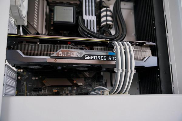 專屬氛圍遊戲天地，鬆弛有度的靜音桌面搭建分享