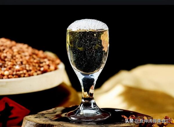 我國好喝又便宜的10大白酒,回味甘甜純糧釀造,你都喝過哪些 我國好喝又便宜的10大白酒,回味甘甜純糧釀造,你都喝過哪些