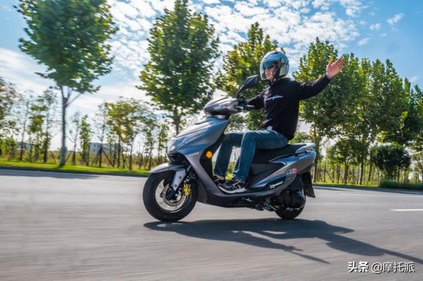 全網首拆豪爵UCR:“走近科學”才知道車架是不是簡配 全網首拆豪爵UCR:“走近科學”才知道車架是不是簡配