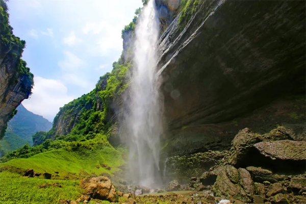 穿越雲龍地縫千萬年的美景