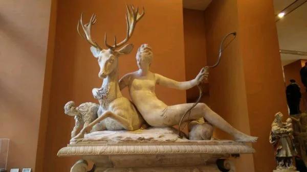 希臘神話中的女神(10):狩獵女神——阿爾忒彌斯 希臘神話中的女神(10):狩獵女神——阿爾忒彌斯