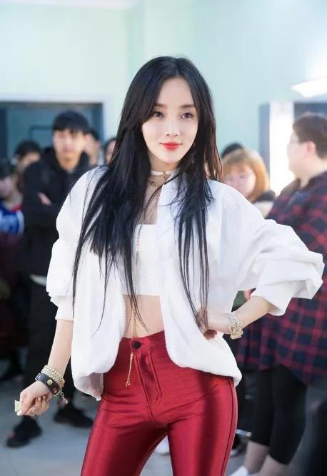 盤點明星的特殊愛好:章子怡愛開蚌,李小璐愛燙頭,冠希永遠的神 盤點明星的特殊愛好:章子怡愛開蚌,李小璐愛燙頭,冠希永遠的神