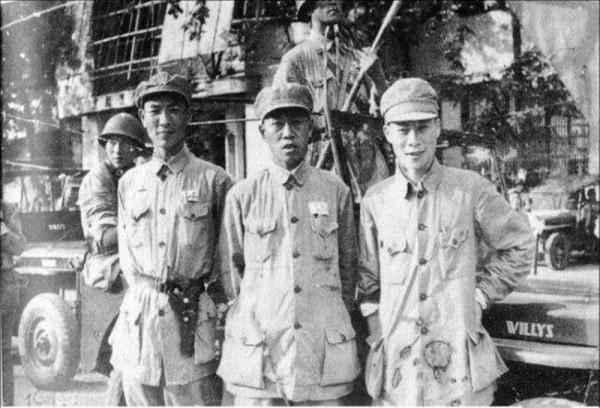 新四軍團長率整團人投降日軍，潛伏特工請示鋤奸，粟裕回：自己人